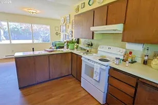 63655 Ahill Rd, Coos Bay, OR 97420 - Photo 12