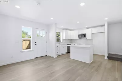2701 SE 85th Ave #B, Portland, OR 97266 - Photo 12