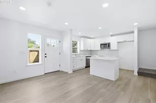 2701 SE 85th Ave, Portland, OR 97266 - Photo 12