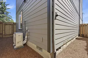 2701 SE 85th Ave, Portland, OR 97266 - Photo 28