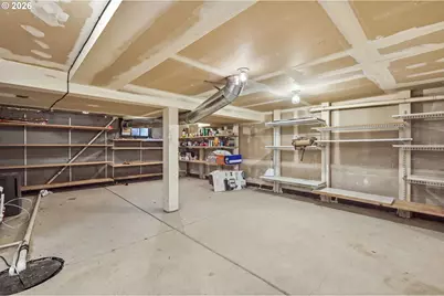 1689 Olive St, Eugene, OR 97401 - Photo 38