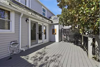 1689 Olive St, Eugene, OR 97401 - Photo 20