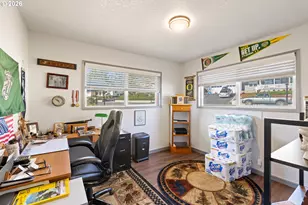 2025 NW Delridge Ave, Roseburg, OR 97471 - Photo 28