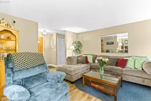 1018 S Holly Ct, Canby, OR 97013 - Photo 10