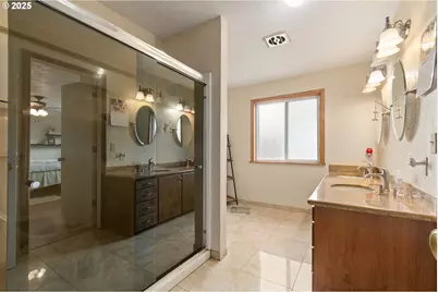 2746 Harlow Rd, Eugene, OR 97401 - Photo 14
