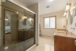 2746 Harlow Rd, Eugene, OR 97401 - Photo 14