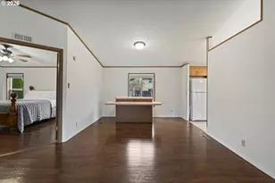 1145 SW Cypress St, McMinnville, OR 97128 - Photo 28