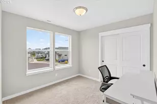 1521 S Camille Pl, Newberg, OR 97132 - Photo 10