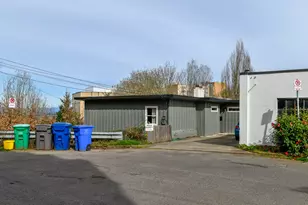 3204 SW 10th Ave, Portland, OR 97239 - Photo 4