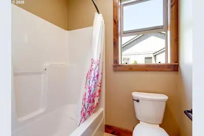 1697 NW Emerson Ct, McMinnville, OR 97128 - Photo 32