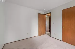 10036 SW 50th Ave, Portland, OR 97219 - Photo 22