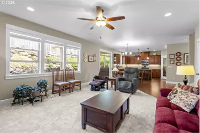 185 Muirfield Ave SE, Salem, OR 97306 - Photo 12