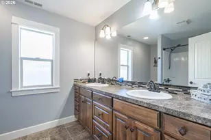 185 Muirfield Ave SE, Salem, OR 97306 - Photo 24