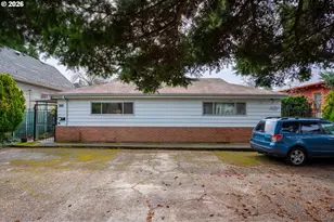 3272 SE Salmon St, Portland, OR 97214 - Photo 4