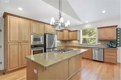 12015 NW 8th Ave, Vancouver, WA 98685 - Photo 8