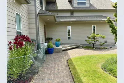 2125 Pine St, North Bend, OR 97459 - Photo 6