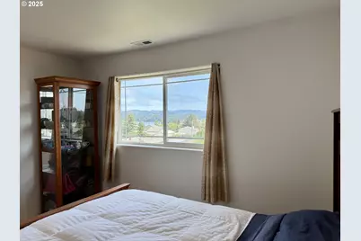 2125 Pine St, North Bend, OR 97459 - Photo 28