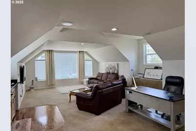 2125 Pine St, North Bend, OR 97459 - Photo 32