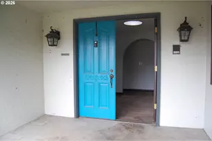 13104 NE 8th Ct, Vancouver, WA 98685 - Photo 2