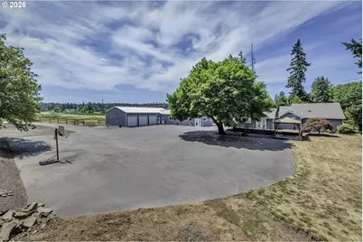 12120 SW Tonquin Rd, Sherwood, OR 97140 - Photo 2