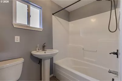 12120 SW Tonquin Rd, Sherwood, OR 97140 - Photo 14