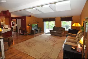 18004 S Wesley Ln, Oregon City, OR 97045 - Photo 16