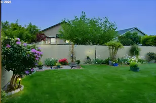 175 River Walk Pl, Cottage Grove, OR 97424 - Photo 22