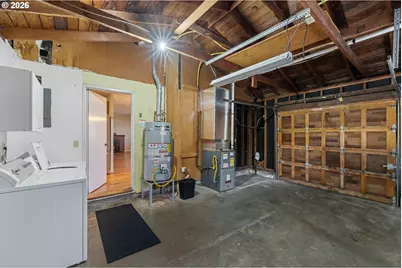1532 Johnson St, North Bend, OR 97459 - Photo 30