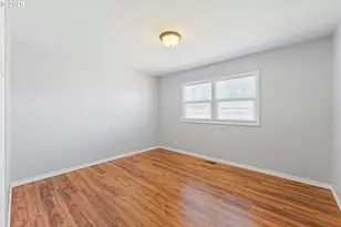 1532 Johnson St, North Bend, OR 97459 - Photo 18