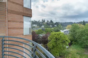 1132 SW 19th Ave, Portland, OR 97205 - Photo 20