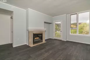 1132 SW 19th Ave, Portland, OR 97205 - Photo 10