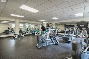 1132 SW 19th Ave, Portland, OR 97205 - Photo 26