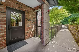 2430 NW Westover Rd, Portland, OR 97210 - Photo 4
