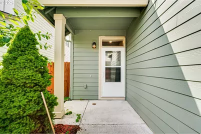 5905 NE 56th Cir, Vancouver, WA 98661 - Photo 2