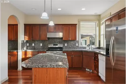 13296 SE Normandy Dr, Clackamas, OR 97015 - Photo 8