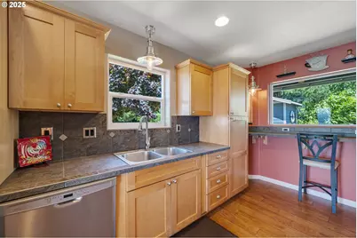 8580 Bayfront Ln, Bay City, OR 97107 - Photo 10