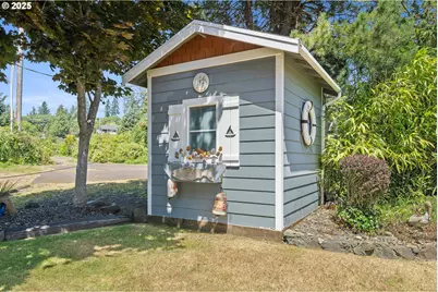 8580 Bayfront Ln, Bay City, OR 97107 - Photo 48