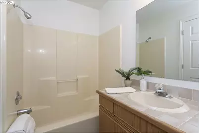 1712 SE Solomon Loop, Vancouver, WA 98683 - Photo 32