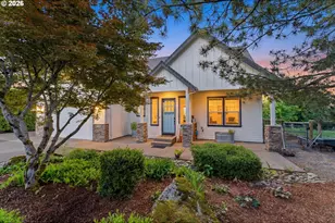 17908 S Lavine Ln, Oregon City, OR 97045 - Photo 2