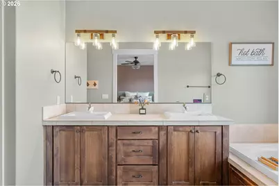 17908 S Lavine Ln, Oregon City, OR 97045 - Photo 18