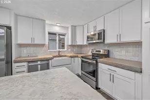 271 Tualatin St, Saint Helens, OR 97051 - Photo 18