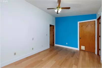 1608 NE 120th Ave, Portland, OR 97220 - Photo 18