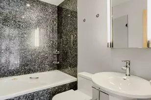 2345 NW Overton St, Portland, OR 97210 - Photo 24