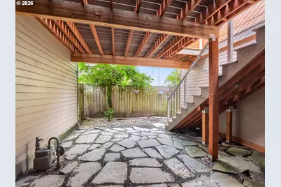 2345 NW Overton St, Portland, OR 97210 - Photo 22