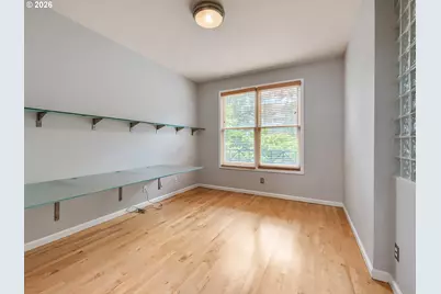 2345 NW Overton St, Portland, OR 97210 - Photo 10