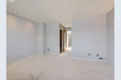 2345 NW Overton St, Portland, OR 97210 - Photo 16