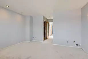 2345 NW Overton St, Portland, OR 97210 - Photo 16