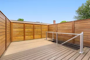 2345 NW Overton St, Portland, OR 97210 - Photo 12