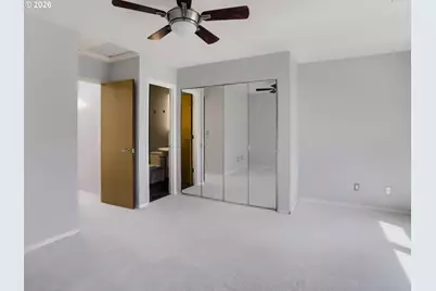 2345 NW Overton St, Portland, OR 97210 - Photo 22