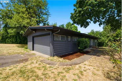 5601 SE Oetkin Dr, Milwaukie, OR 97267 - Photo 4